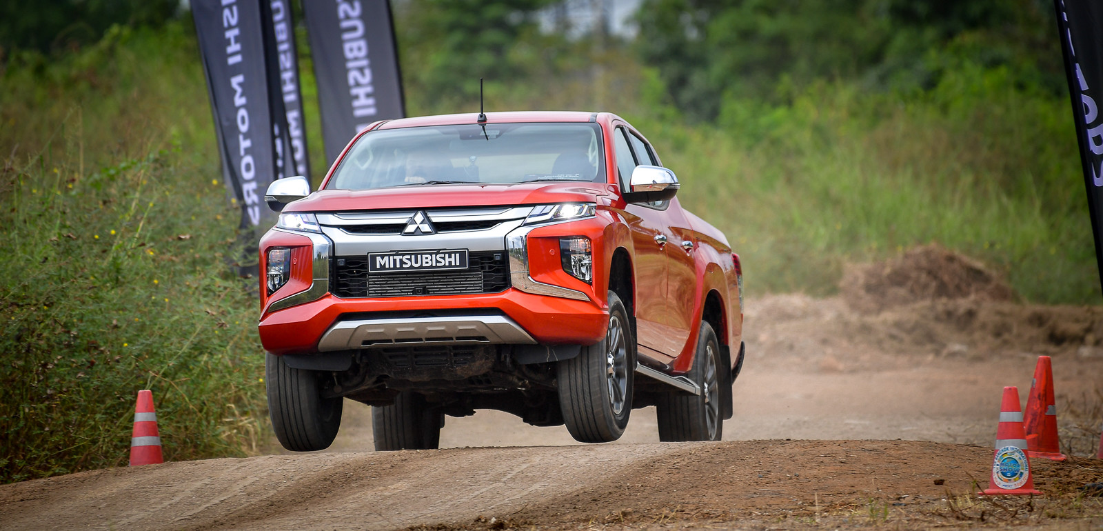 Mitsubishi L200 Mitsubishi L200